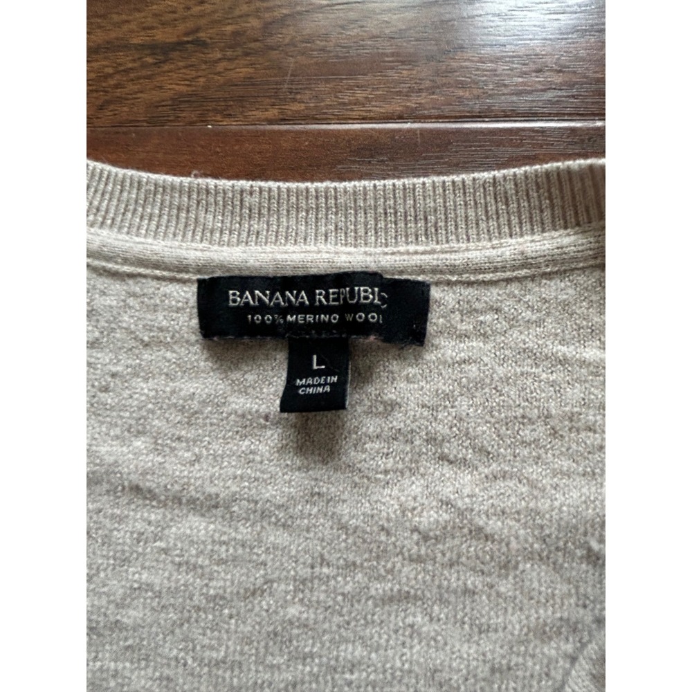 Banana Republic Beige Merino Wool Cardigan Sweater Womens M Ribbed V-Neck - Picture 3 of 9